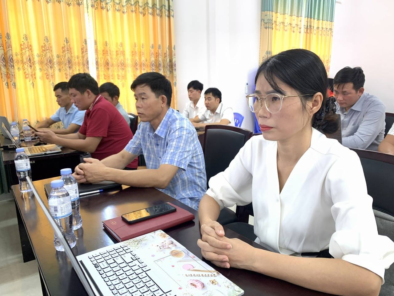 anh tin bai